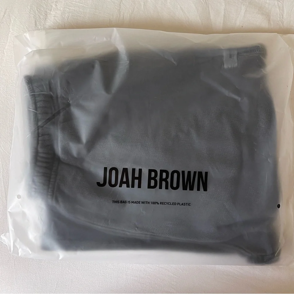 Brand New- JOAH BROWN Oversized Straight Leg Jogger in Washed Black Terry 🩶✨ - Picture 4 of 14